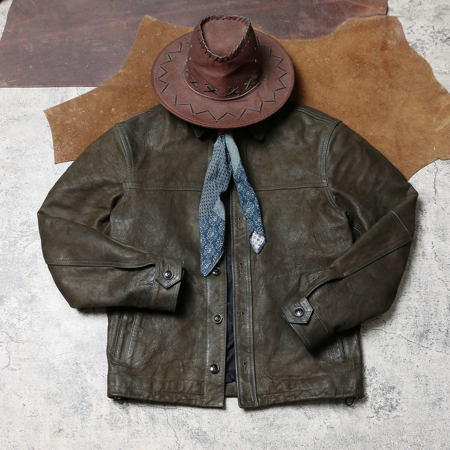 Genuine Natural Sheepskin Turn - Down Jacket Packable 리뷰 및 가격